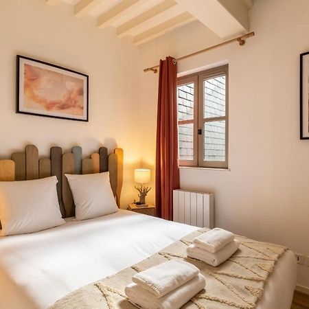 La Vague - Breath Of Freshness In Center Of Honfleur - Free Parking 550M Apartment Bagian luar foto