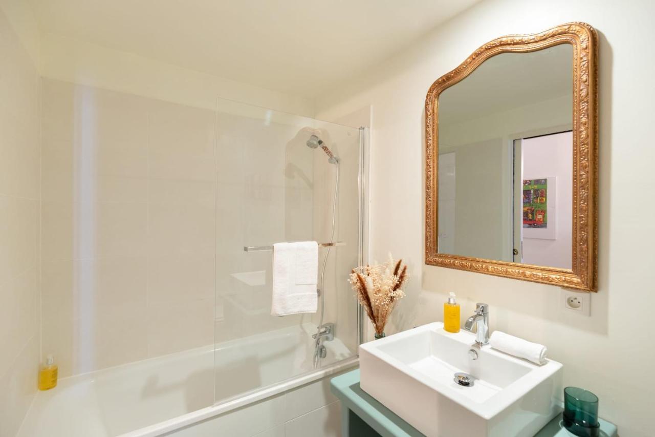 La Vague - Breath Of Freshness In Center Of Honfleur - Free Parking 550M Apartment Bagian luar foto