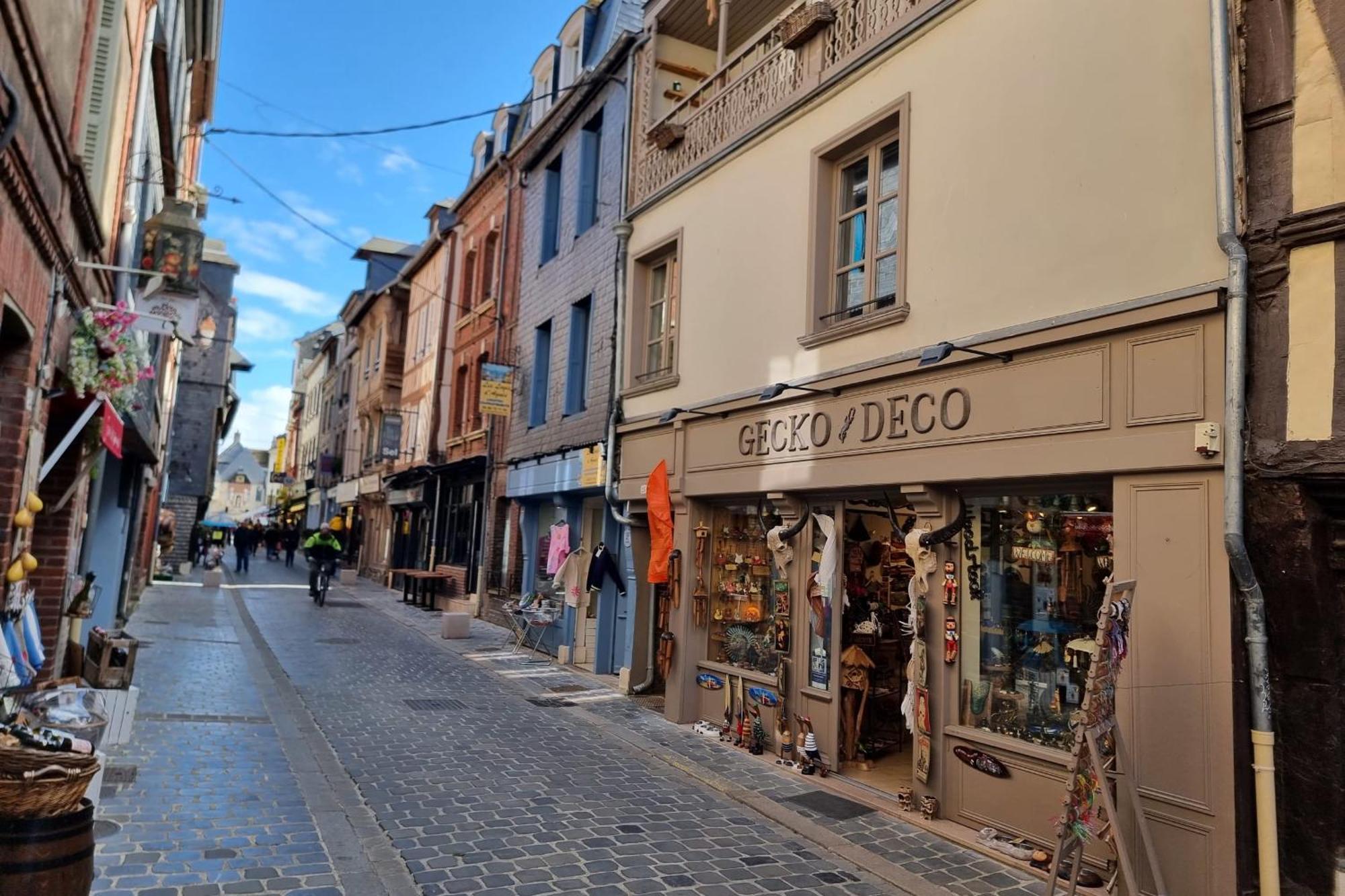 La Vague - Breath Of Freshness In Center Of Honfleur - Free Parking 550M Apartment Bagian luar foto